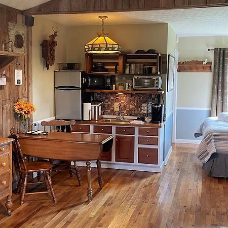 Bourbon Trail Cabin On The Farm Lawrenceburg Dış mekan fotoğraf