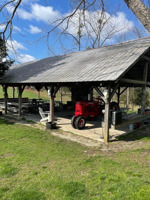 Bourbon Trail Cabin On The Farm Lawrenceburg Dış mekan fotoğraf
