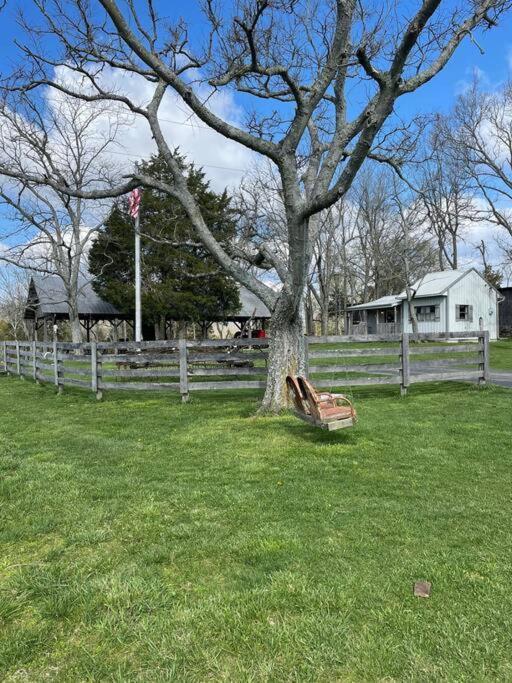 Bourbon Trail Cabin On The Farm Lawrenceburg Dış mekan fotoğraf